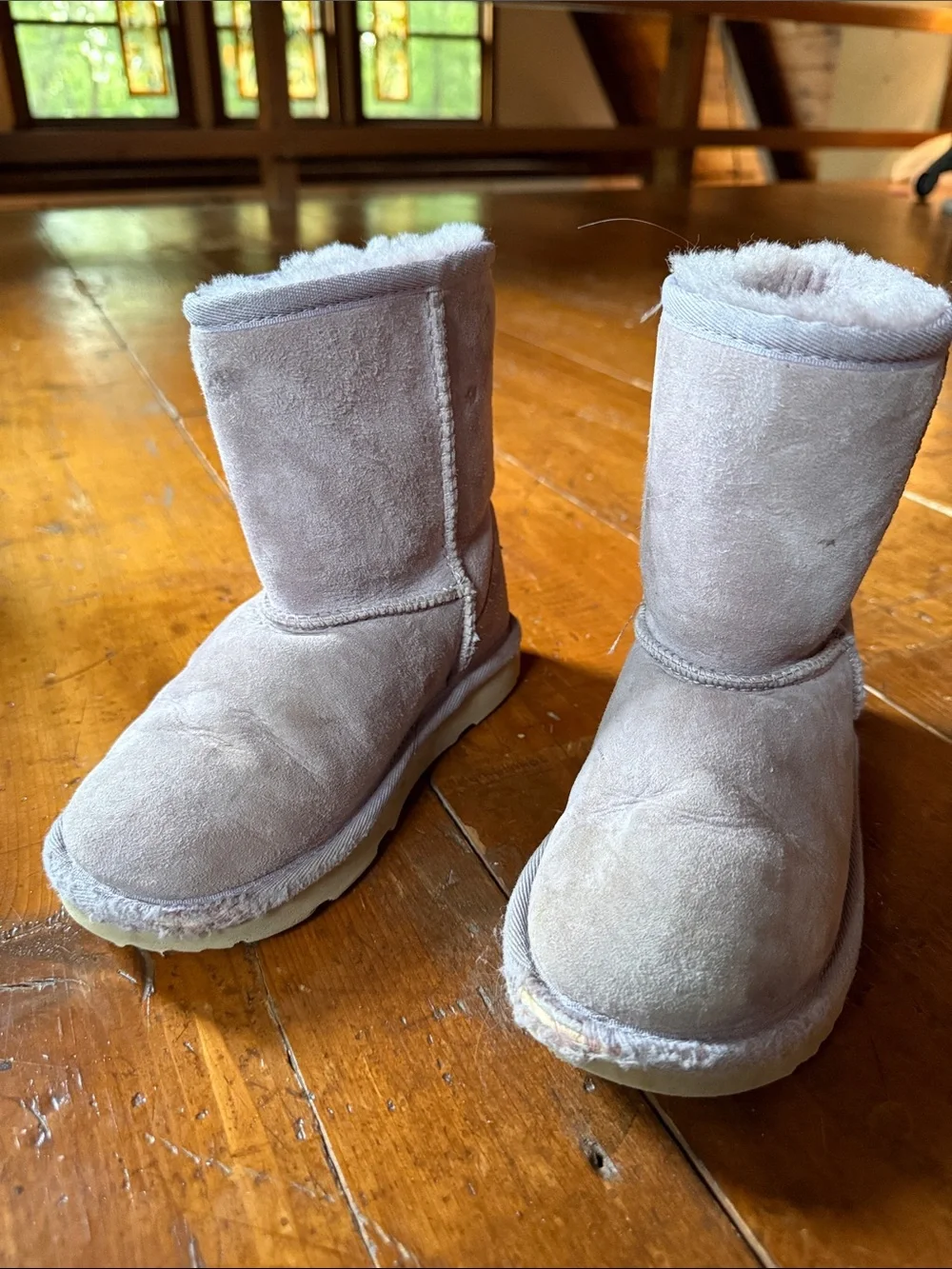 Kids Lilac Ugg Classic Short Boots